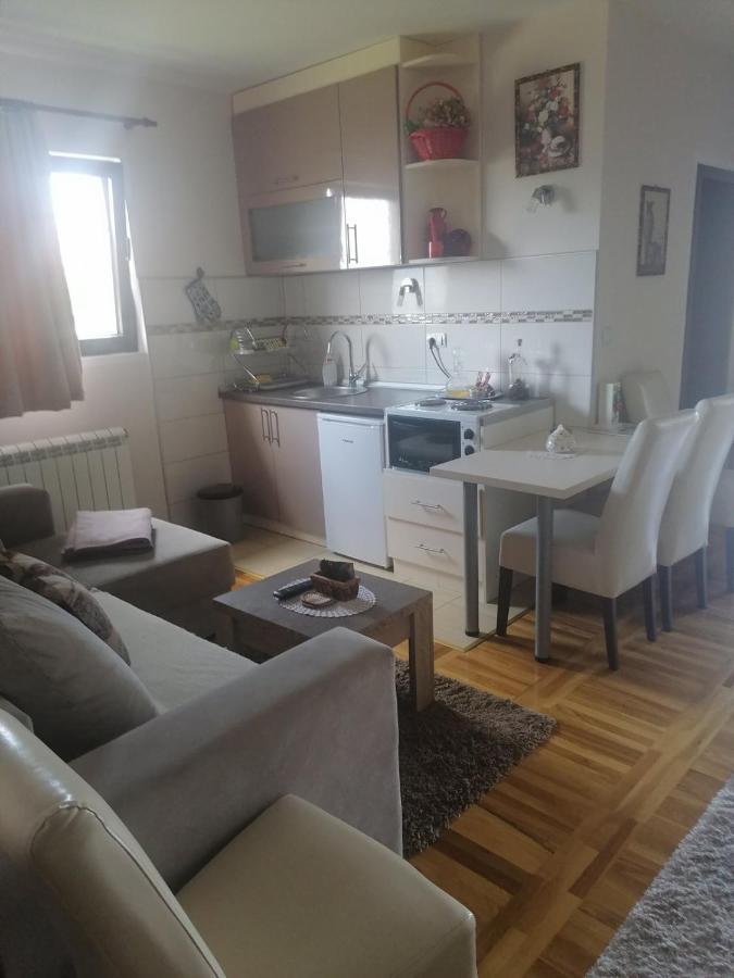 Apartmani Tarsko Sunce Kaludjerske Bare Exterior foto